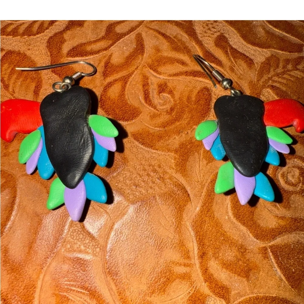 Toucan Clay ? Colorful Resort Ready Earrings Hamptons Summer Ready Never Worn